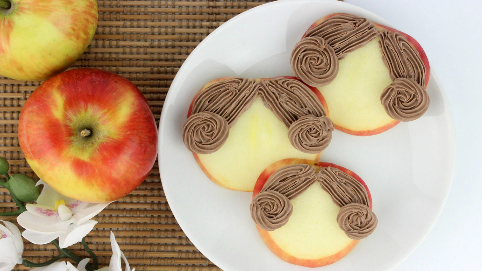 Princess Leia Apple Snacks