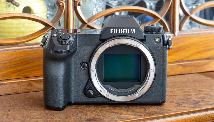 A Review of the Fujifilm GFX 100S Medium Format Mirrorless Camera